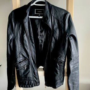 Le chateau leather jacket